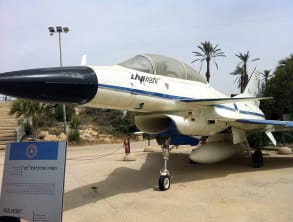 מוזיאון%20חיל%20האויר%20,%20חצרים